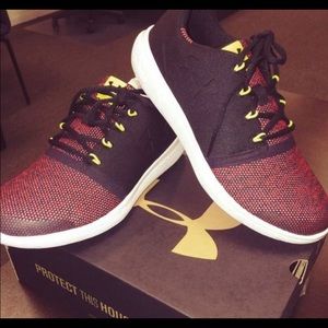 Brand new under Armour shoes